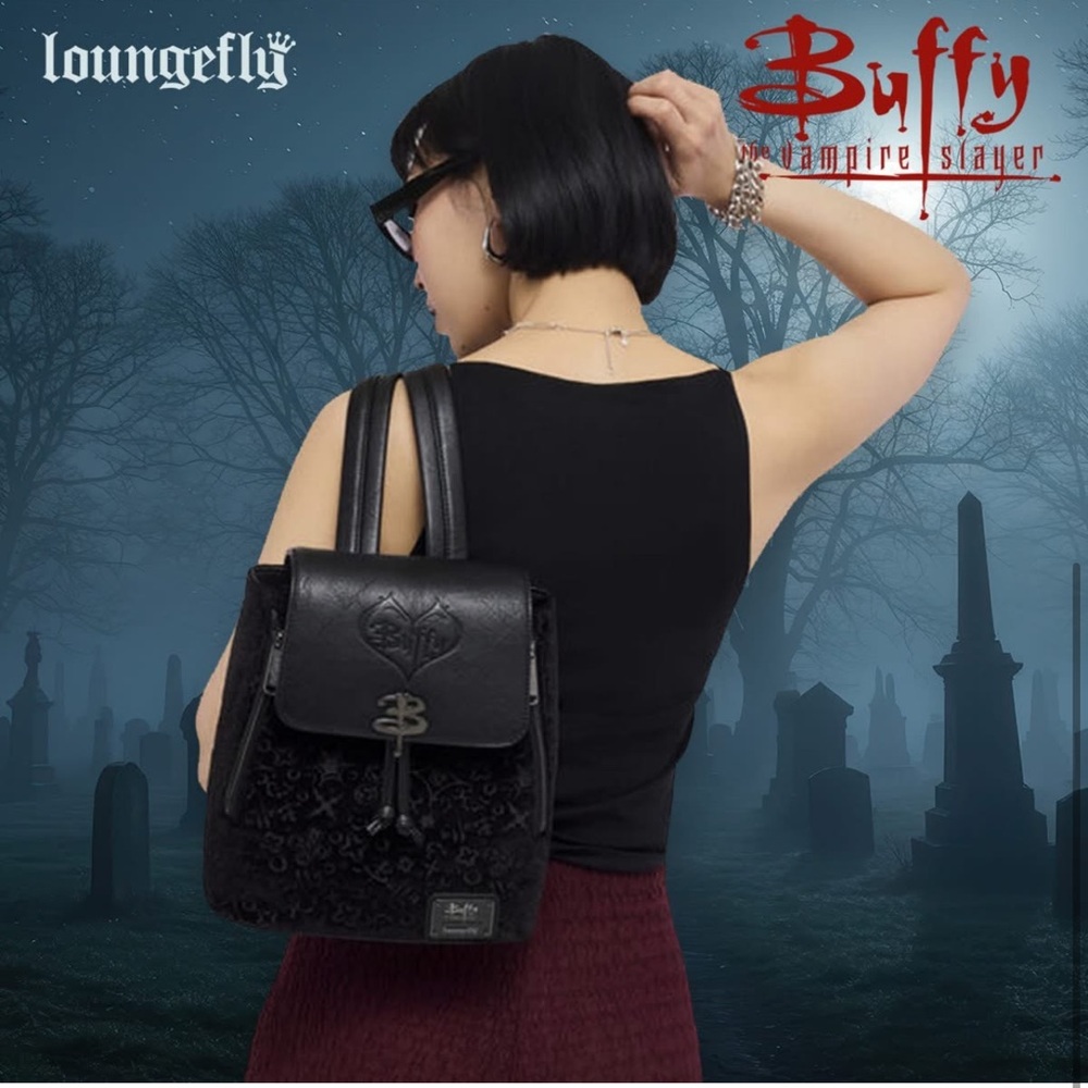 Loungefly Buffy the Vampire Slayer Velvet All-Over Print Drawstring Mini Backpac - Picture 2 of 8